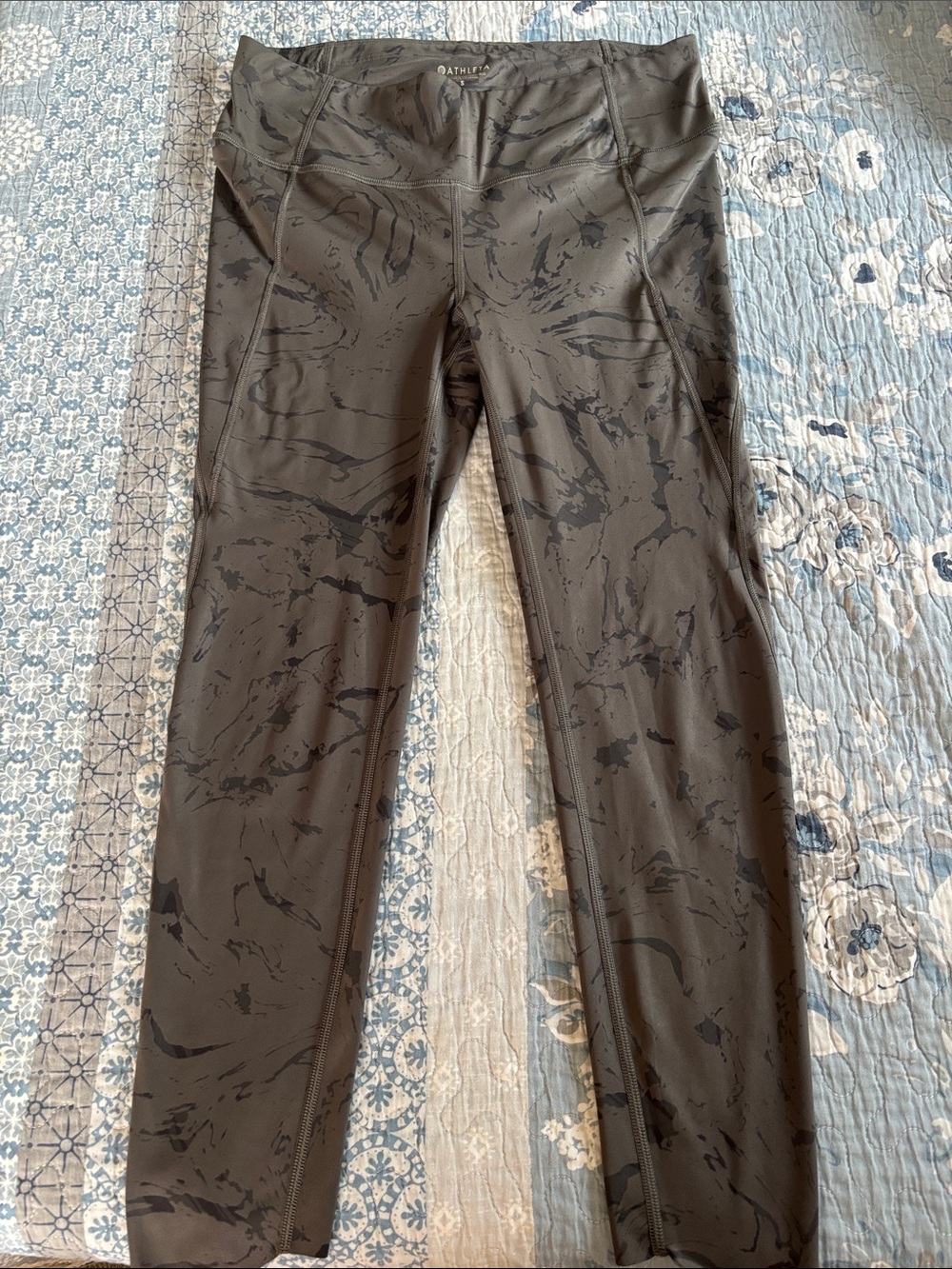 Athleta gray marble leggings size S